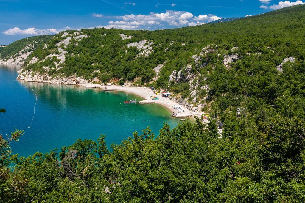 Holiday Resort Kacjak Dramalj Exterior photo